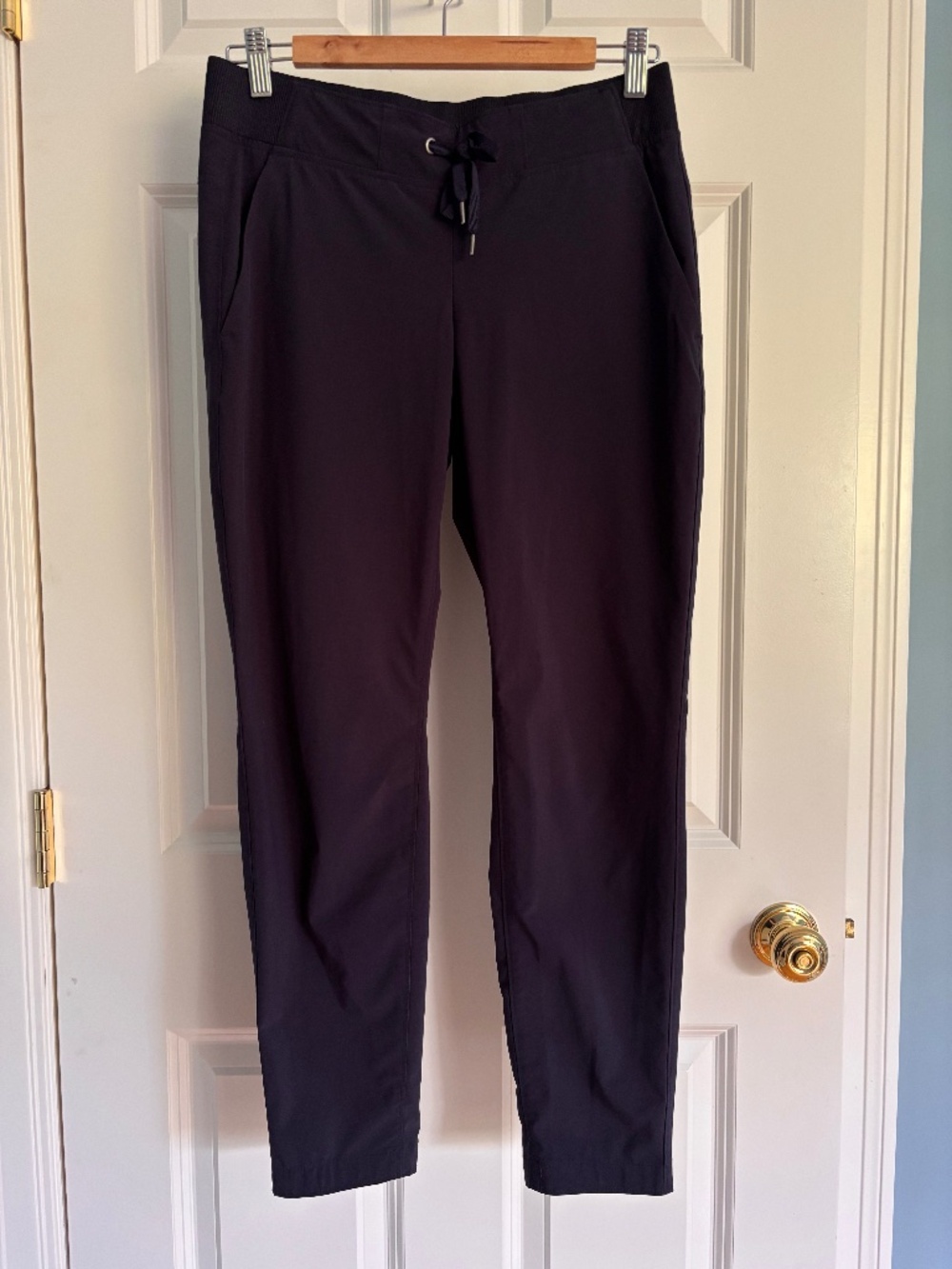 Athleta navy joggers